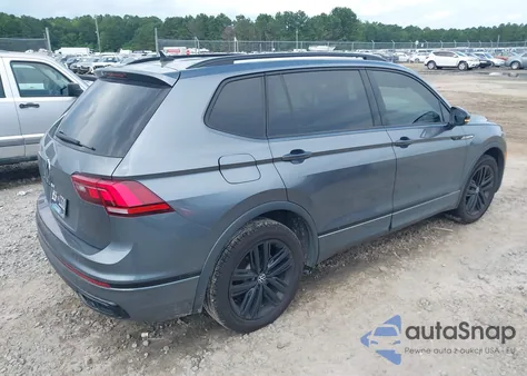 2022 Volkswagen Tiguan 2.0T Se R-Line Black from USA, damaged, VIN 3VVCB7AX2NM085344